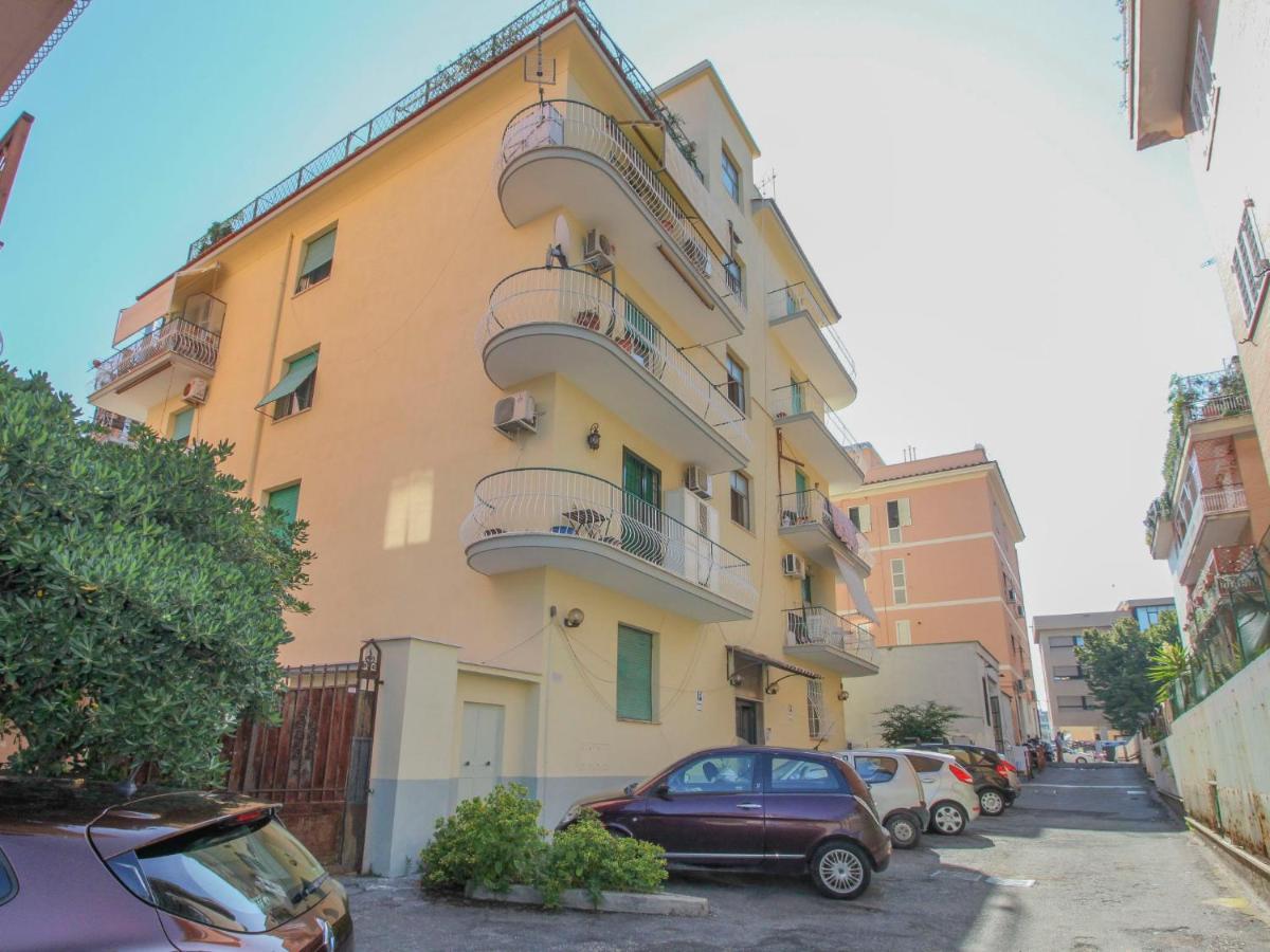 Apartment Aurelia By Interhome Рим Екстериор снимка
